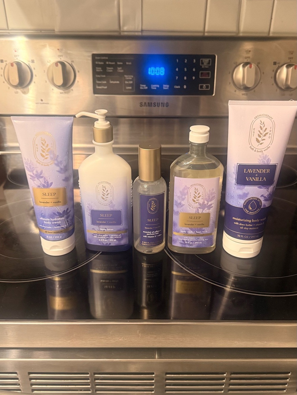 Bath & Body Works Aromatherapy Sleep Lavender + Vanilla Bundle